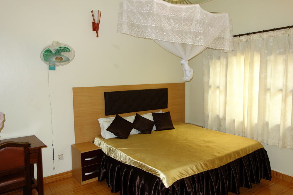 Bridgeway Guest House Jinja Ngoại thất bức ảnh